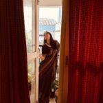Anaswara Rajan Instagram – The feminine urge to drape saree everyday 🌼❤️

📷 @ishoooooooo