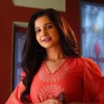 Angana Roy Instagram - Here's some snaps of Paro. 💛 Kemon lagche shobar 'Tumi Ashe Pashe Thakle'? Keep watching our show everyday at 8PM only on @starjalsha 🙏😇 #tumiashepashethakle #newshow #paro #tvshow #starjalsha #anganaroy #lovefromA #tuesday