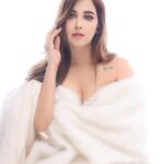 Angela Krislinzki Instagram - 🤍