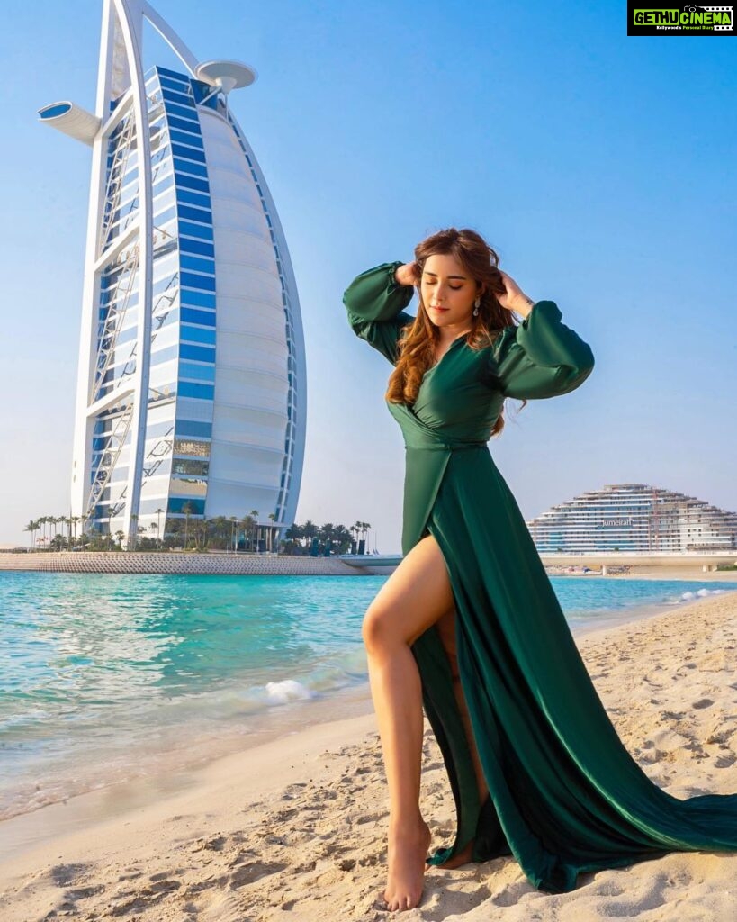 Angela Krislinzki Instagram - 💚 Burj Al Arab Jumeirah