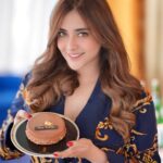 Angela Krislinzki Instagram – 🎂 Burj Al Arab Jumeirah