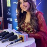 Angela Krislinzki Instagram - Mumbai Achievers award, thank you so much for the honour 🙏🏻 #mumbaiachieversawards2021