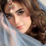 Angela Krislinzki Instagram - Keep your eyes on the stars, and your feet on the ground. ✨ 📸 @ilmanaazphotography1 💄 @makeupbybushraimtiyaz 💇🏼‍♀️ @makeupbynazma_shaikh_