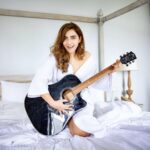 Angela Krislinzki Instagram - Hello weekend 🌻 The Source at Sula