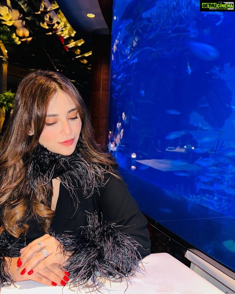 Angela Krislinzki Instagram - Ristorante L' Olivo at Al Mahara Restaurant at Burj Al Arab is an exquisite dining experience by Chef Andrea Migliaccio from Capri's Two-Michelin star 'Ristorante L'Olivo' Delicious cocktails and incredible food with charming service The aquarium is filled with over 20 species of fish they are so mesmerizing! Share this with who you would like to dine at this underwater restaurant. #burjalarab #michelinstar #jumeirah #dubai #seafood #italian #michelinguide #restaurants #luxuryhotel Al Mahara Restaurant - Burj Al Arab (Dubai)