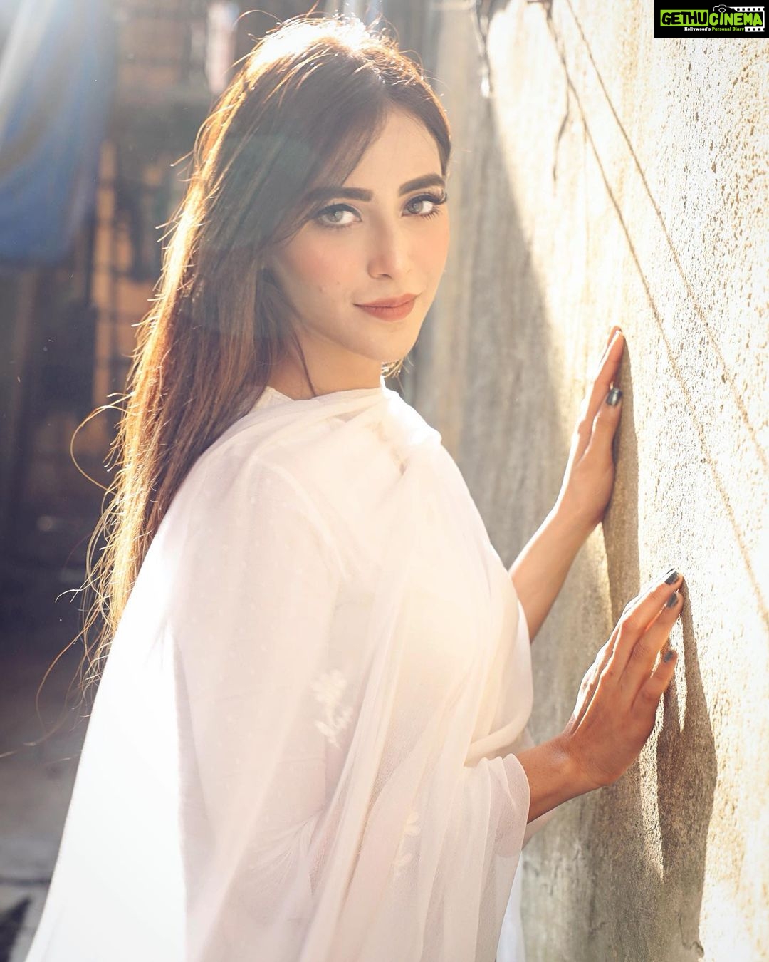 Angela Krislinzki Instagram - #angelakrislinzki