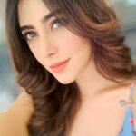 Angela Krislinzki Instagram -