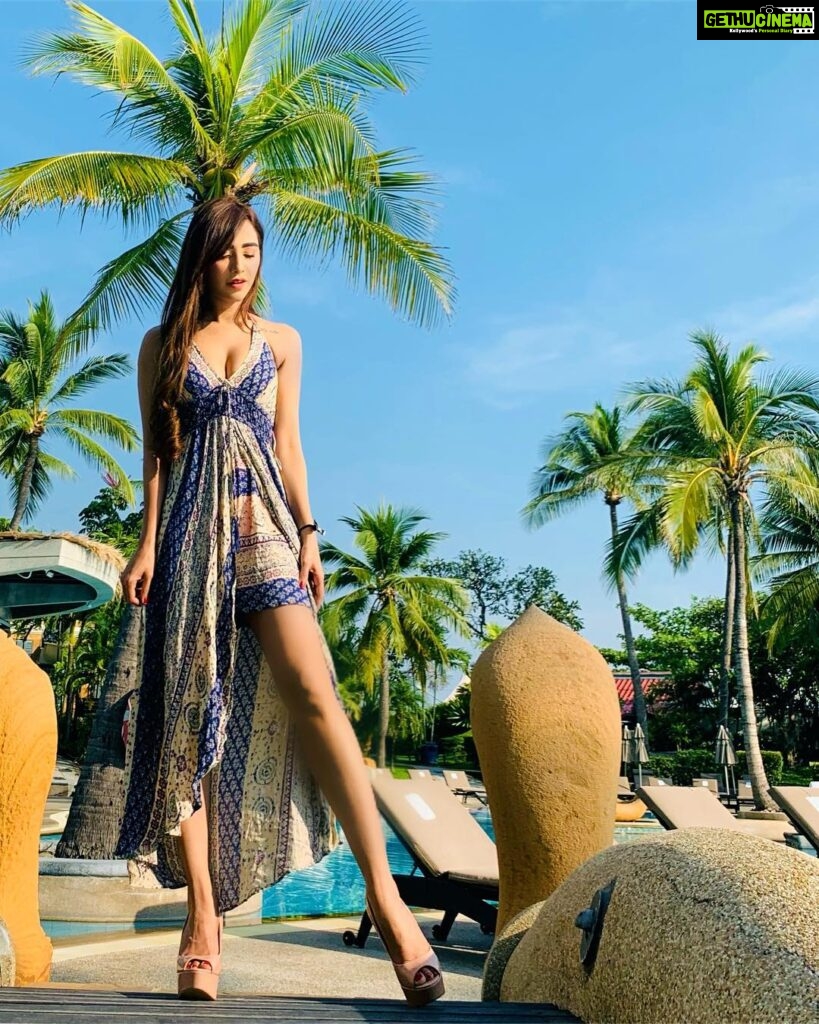 Angela Krislinzki Instagram - Every breath we take, every step we make, can be filled with peace, joy and serenity. ... 🌈 Hilton Hua Hin Resort and Spa