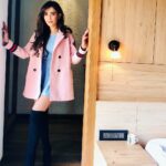 Angela Krislinzki Instagram - Love me like you do 💕