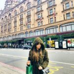 Angela Krislinzki Instagram - when ur designer coat turns out to be pubg games ghille suit 😂😂😂💰💰💰🙈🙈🙈 #ghilliesuit #pubg Harrod's London