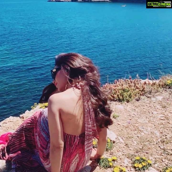 Angela Krislinzki Instagram - Happy child #angelakrislinzki #longhairdontcare #ibiza2018 #ibiza @billionwomanofficial @thejetsetwoman @luxemillion Marina Botafoch, Ibiza