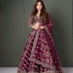 Angela Krislinzki Instagram - Diwali feels 🫶🏻