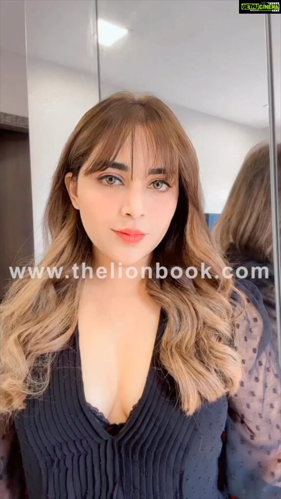 Angela Krislinzki Instagram - Check out 👇 How to play on the @thelionbook247 Join me on my favourite games only on THE LION BOOK @thelionbook247 - India’a no.1 online Casino and sports gaming site. www.thelionbook.com Play Cricket, Football, Tennis, Casino and much more. Register now through WhatsApp on +91 9922600002, +91 9922700002, +91 9922600004, +91 9922600008 One Life, One Chance @sahilkhan