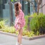 Angela Krislinzki Instagram - Inhale positivity Exhale Negativity 🕊️