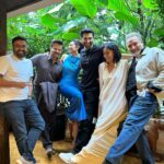 Anil Kapoor Instagram - #TheNightManager2, never off duty! @adityaroykapur @sobhitad @tillotamashome @ravibehl @sandeipm @disneyplushotstar @banijayasia @the_ink_factory_ Anil Kapoors House, Juhu, Mumbai