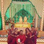 Anisha Hinduja Instagram – The colour of the festive season is #red #❤️ 
#célébration #festive #festivewear #bonding #happiness #smiles #joy #stayhappy 
Happy Dhanteras to all of you ❤️🥰