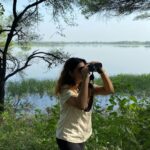 Anisha Victor Instagram – Post birthday🎂 bird-watching picnic🧺 but not without my binoculars 👀
Thank you for all the lovely wishes yesterday ♥️
#NationalHoldidayKid #iShareMyBirthdaywithGandhiJi #NationalHoliday #GandhiJayanti #birdwatching #ahmendabad #gujarat #thol #tholsanctuary #wildlife #picnie #birdsanctuary
🦆🐦‍⬛🦩🪿 Thol Bird Sanctuary