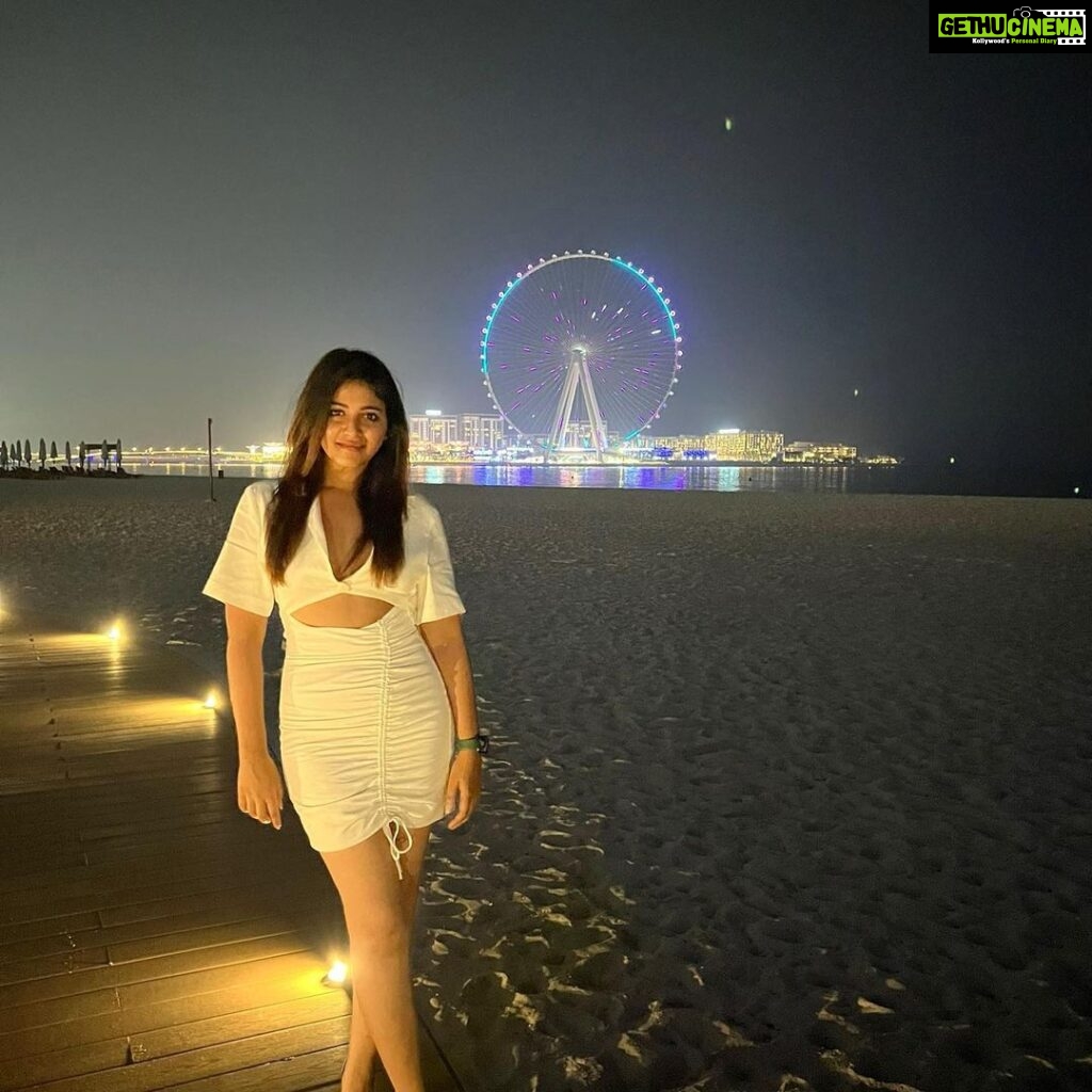 Anjali Instagram - 🤍 #white #dress #mood #happy #sunday #funday #mirror #selfie