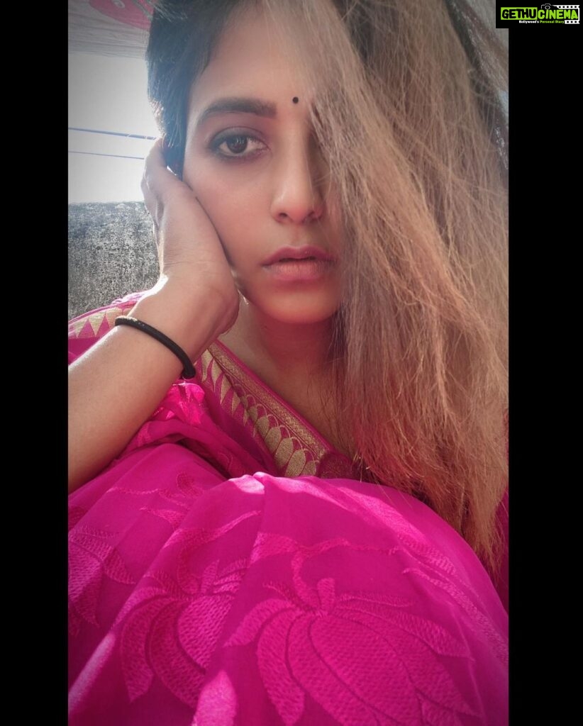 Anjali Instagram - 💕 #saree #love #pink #vibes #happy #weekend