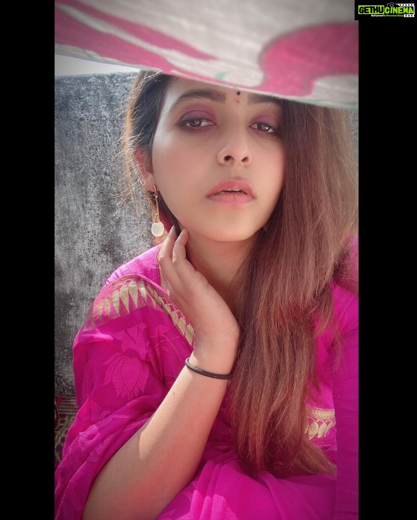 Anjali Instagram - 💕 #saree #love #pink #vibes #happy #weekend
