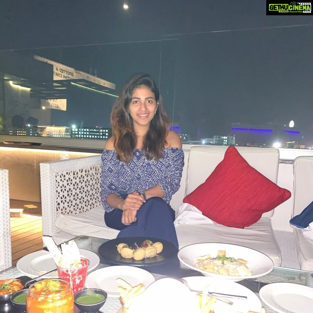 Anjali Instagram - Hello weekend 🫶🏻 #weekend #mood #food