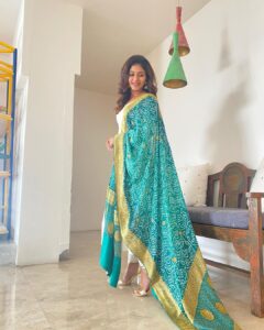 Anjali Instagram - The best revenge is being successful ⭐️ #rc15 #svc50 Wearing @bhargavikunam Styled by my dearest @raji.raaga09 #happy #me #life #is #good #feeling #blessed #weekend #vibes