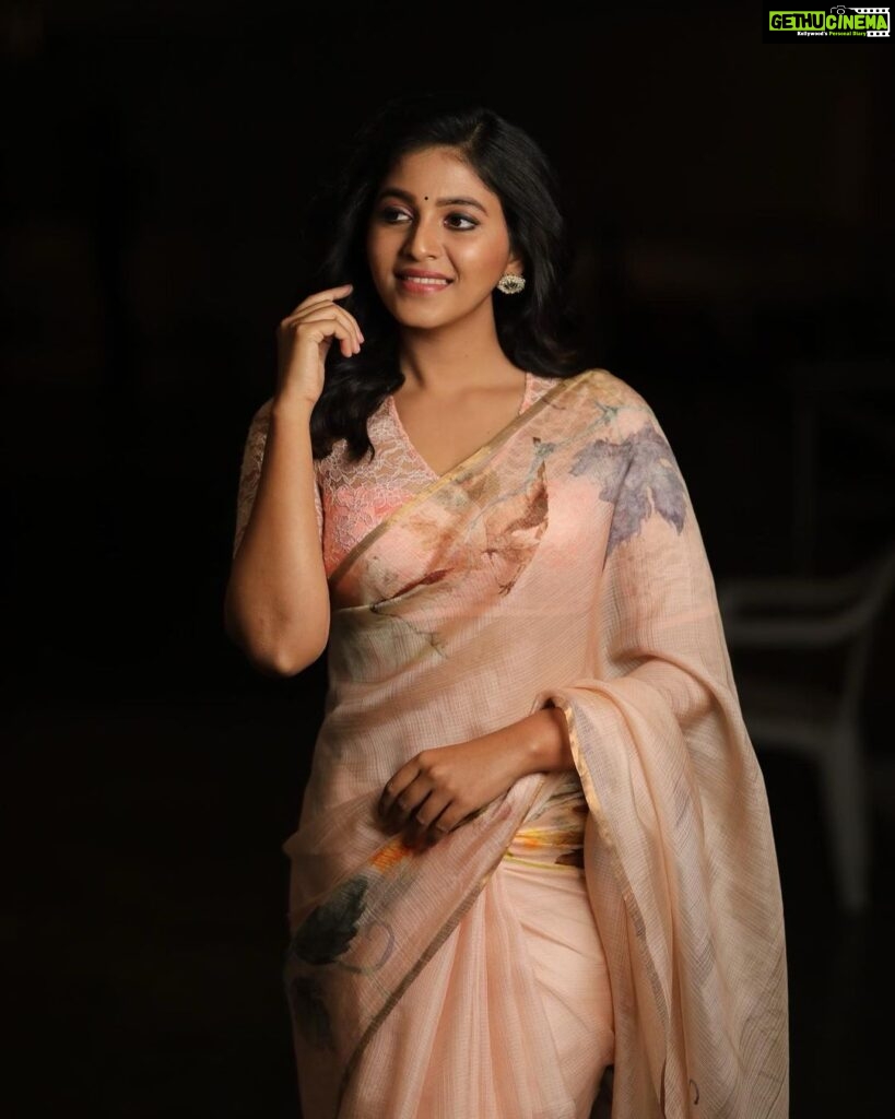 Anjali Instagram - Saree lover. In a @bhargavikunam outfit Styled by @raji.raaga09 😘 Photographer @they_call_me_keshu #wednesday #vibes #saree #love