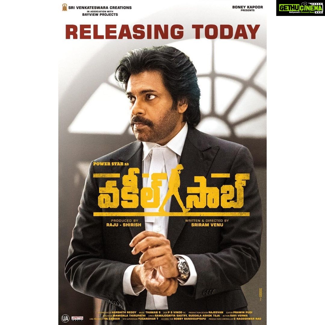 Anjali Instagram - Our film is now yours. #vakeelsaab out now 🙏🏻💃🏻 #pawankalyan #sriramvenu @shrutzhaasan @i_nivethathomas @ananya.nagalla @srivenkateswaracreations @bayviewprojoffl @musicthaman @adityamusicindia #vakeelsaabintheatres