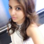 Anjali Instagram - Hi 👋🏻 #friday #mood