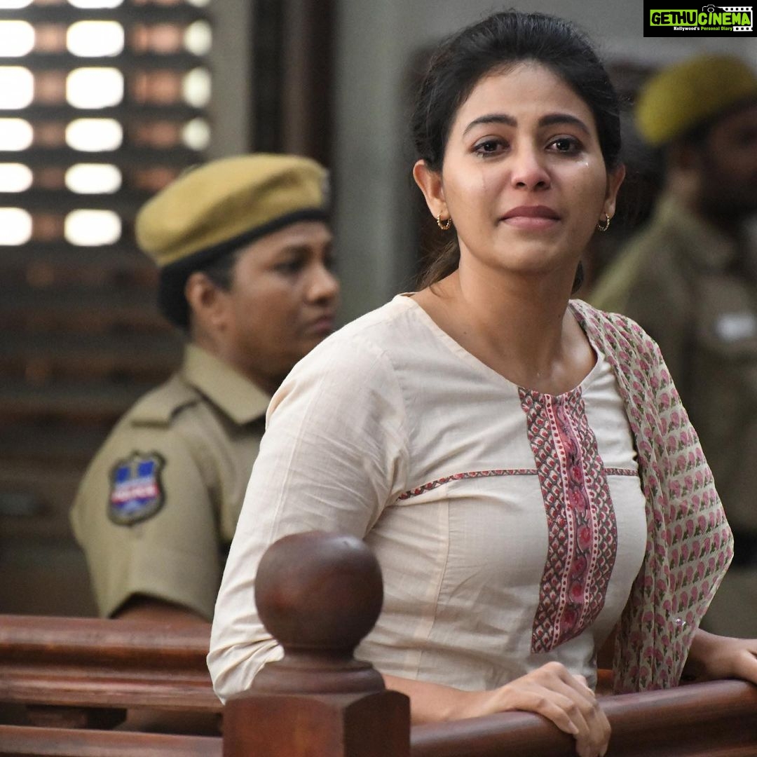 Anjali Instagram - Thank you very much to each and everyone for making VakeelSaab a stupendous success. This is a film that I will forever be proud of as it’s a very relevant story that needed to be told. This movie will be another master piece in my career. Thank you my beloved fans for loving and appreciating my work for so many years. I promise to only give you good films and continue to entertain you 🙏🏻 #thankyou #gratitude #zareena #vakeelsaab