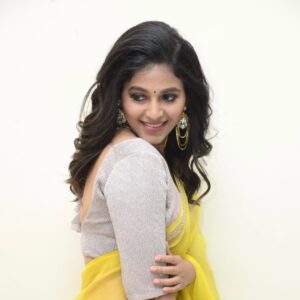 Anjali Instagram - And it was all yellow 🌼 Saree- @raw_mango Styled- @amritha.ram 😘 #saree #love #yellow
