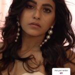 Anjali Instagram - Let the eyes do the talking 🌟 Styling @manogna_gollapudi Outfit @meghanalimbadrilabel Earrings @thetrinkaholic Photographer @chinthuu_klicks #saturday #mood #happy #weekend #instagram #reels