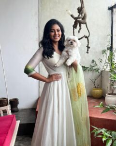 Anjali Instagram - Let there always be light.. Happy Diwali 🪔 Styling @raji.raaga09 Outfit @bhargavikunam #polodiaries #festive #mood #deepavali