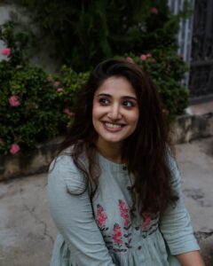 Anjana Jayaprakash Instagram - Smile.
Because you get away with a lot more,when you do.

Photography by @madras_ponnu 
Makeup,Hair by @kalyanipremkumar