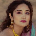 Anjana Jayaprakash Instagram - Loved this beautiful saree by @sashtiboutique 💜 Portraits by @capturesbymurshitha Makeup and Hair by @christyhairandmakeup PS:These pictures have been retouched.