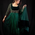Anjana Rangan Instagram - Day 6 : Green 💚☘️ Say yes to hope, growth, positivity. Say yes to Love. Say Yes with Green! (This song and the lyrics 🥹💚. So using it again) #navarathricollections by @magicbyjeeni Shot by @padambyveni MUAH : @kalai_hair_and_makeup ✨