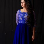 Anjana Rangan Instagram - Day 4 : Blue 🦋💙 The colour of Trust and Loyalty💙 #navarathricollections by @magicbyjeeni Shot by @padambyveni MUAH : @kalai_hair_and_makeup ✨