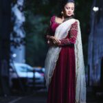 Anjana Rangan Instagram - This song 🫰♥️🫠 MUA : @shree__artistry__ Hairstylist : @luke_the_hairstylist Jewellery : @bronzerbridaljewellery Photography : @edengroupofstudio