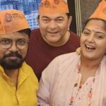 Anjana Singh Instagram - Superstar Actress Anjana Singh ji ke mumbai wale ghar Ganpati Bappa.. Dhamaal fun with Actor Soorya ji, Producer Uday Bhagat Ji, PRO Ramchandra ji.. it's me.. Bappa bless to all.. Ganpati Bappa Morya 💐😘🤗