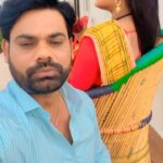 Anjana Singh Instagram – सच्चाई 😀 #wife #husband #marriage #shoot #trending #vedio #set #timepass #love #outdoor