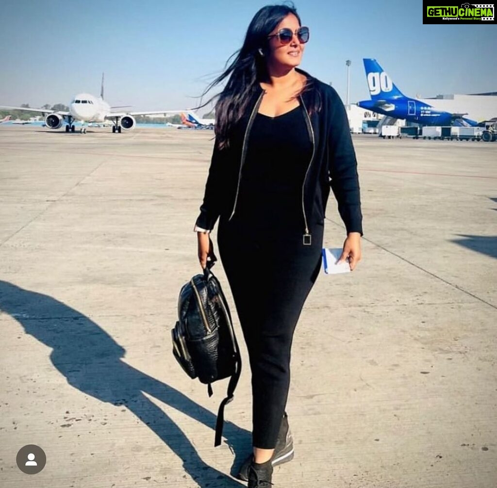 Anjana Singh Instagram - Happy happy birthday @anjana_singh_ May your day be filled with joy, laughter, and wonderful moments that light up your world😘😘🎂🎂🎂🎂🎂💐💐💐🎁🎁💃