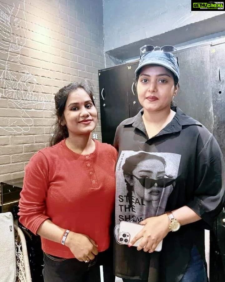 Anjana Singh Instagram - Happy Birthday 🎂 Anjana didi 🤗❤️ God bless you di 😘 Happy Birthday 🥳🎂🎈🎉