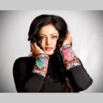 Anjana Singh Instagram - Some people are like Ads,Just Skip them 😊 #weekend #weekendvibes