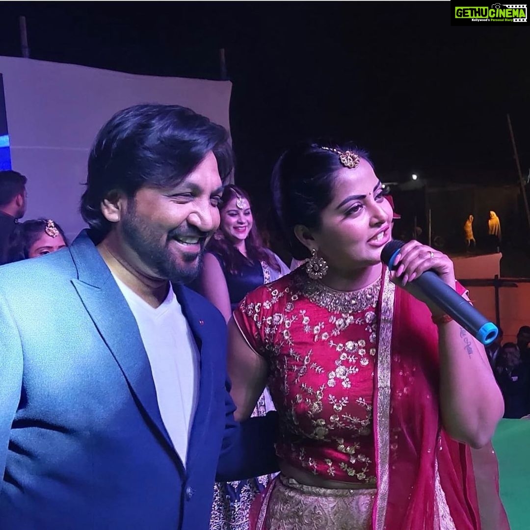 Anjana Singh Instagram - भोजपुरी सिनेमा के बेहतरीन और कुशल डिरेक्टर @vishnushankarbelu जी को जन्मदिवस की अनंत शुभकामनाएँ 💐💐