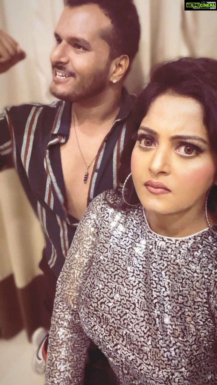 Anjana Singh Instagram - Maine faisla krlia hai 😄🤔