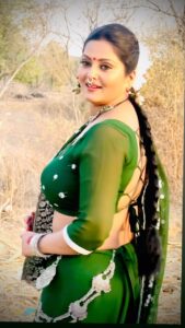 Anjana Singh Instagram - #gaonkigori #reels #indianlook #💕❤️💕❤️