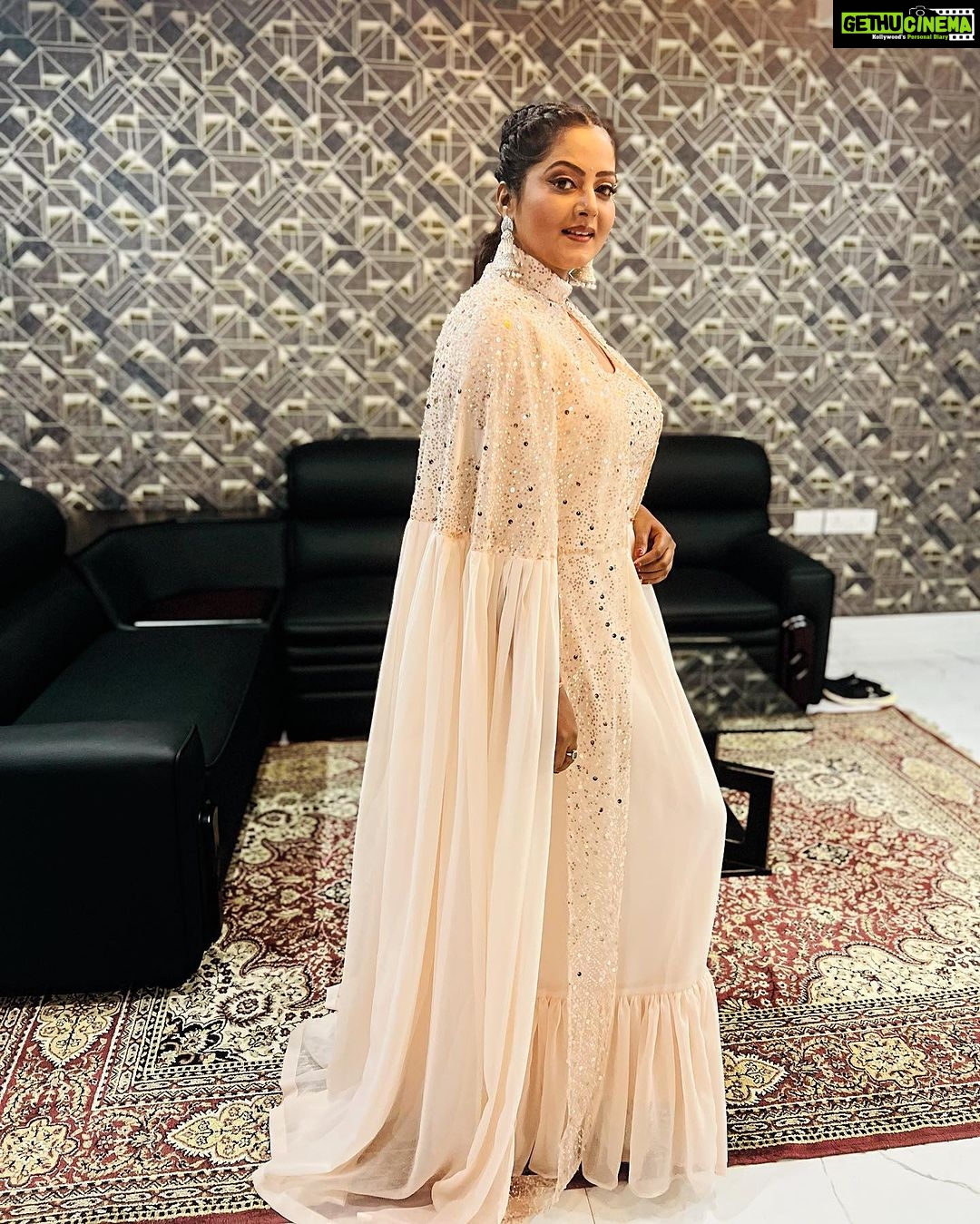 Anjana Singh Instagram - About last night Day 4 Dandiya Night Outfit: @vidyamourya096 Makeup 💄: @makeup_prasad Hair: @deepmalakesarwani2017 Event by: @deepak_futurewiz Giridih Royal City