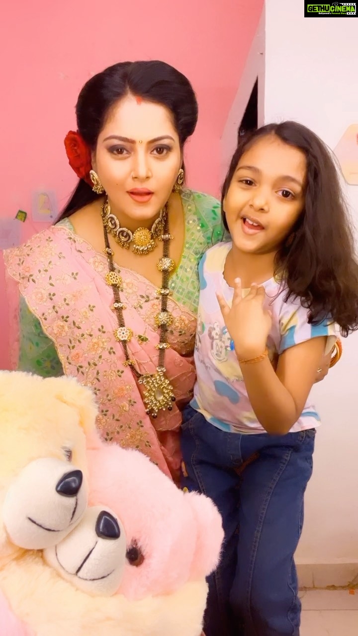 Anjana Singh - 89.7K Likes - #trending
#reels
#likedaughterlikemother
@aditi13k15