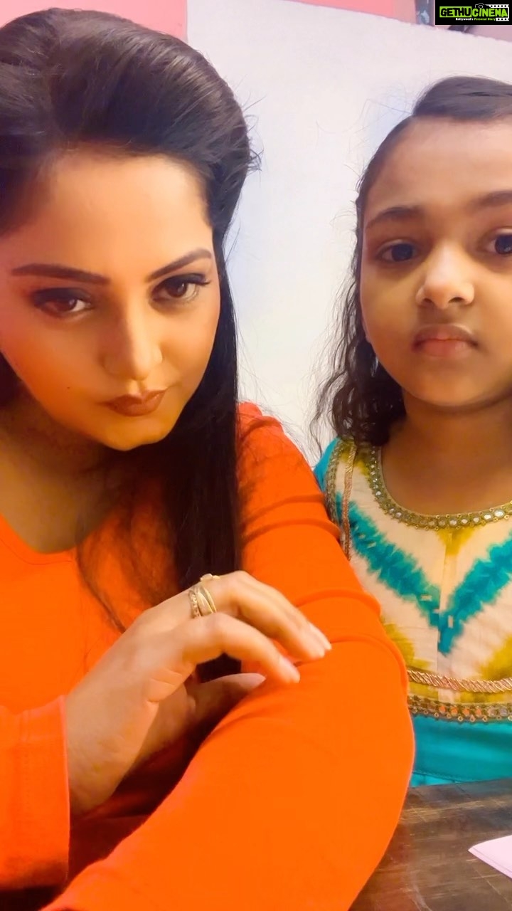 Anjana Singh - 55.8K Likes - New year party š plan š¤£š
Chole bhature š
#reels
#reelsinstagram
#reelitfeelit
#reelkarofeelkaro
#maabeti
#likedaughterlikemother