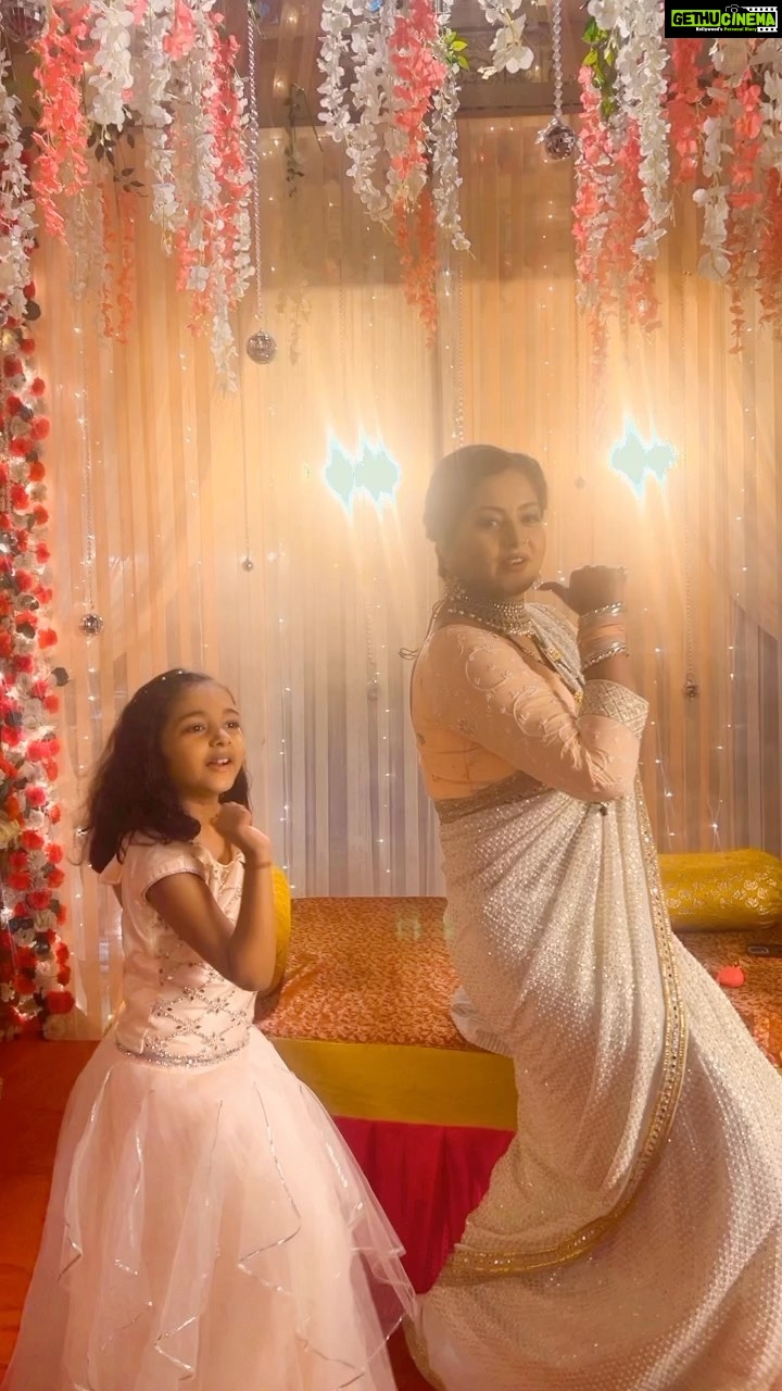 Anjana Singh - 65K Likes - #pariskatrip
#trending
#trendingreels
#maabeti
#likedaughterlikemother
#reels
#reelitfeelit
#mewithmylove ā¤ļøš§æ
#ā¤ļø